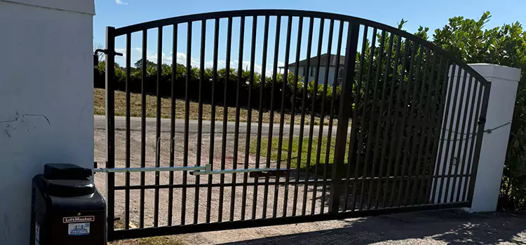 Driveway Fence Repair Weyburn